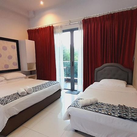 Bulan Guesthouse Imago Kota Kinabalu Extérieur photo