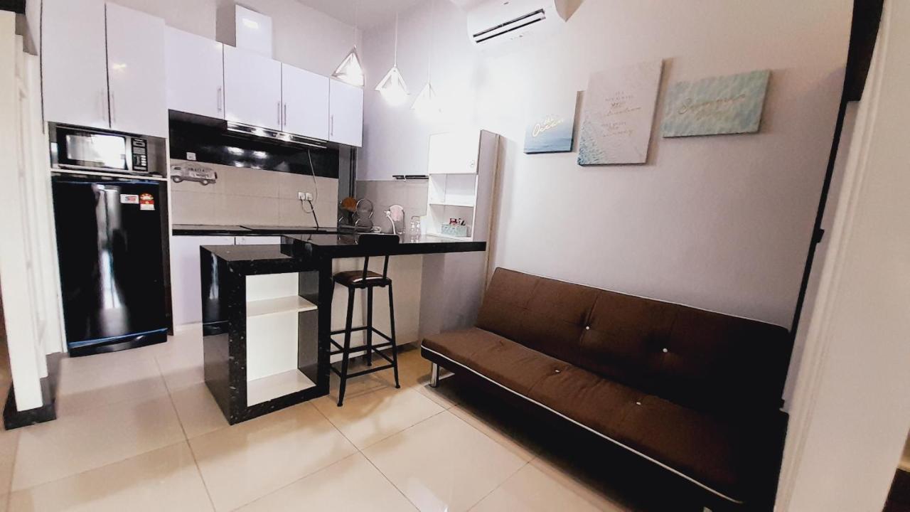 Bulan Guesthouse Imago Kota Kinabalu Extérieur photo